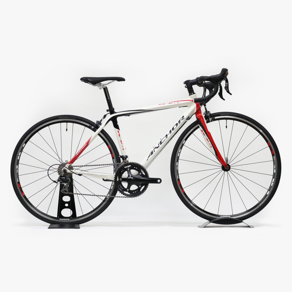 ANCHOR RFX8 EQUIPE 2011 レーシングカラー Shimano 105搭載の中古カーボンロードバイク
