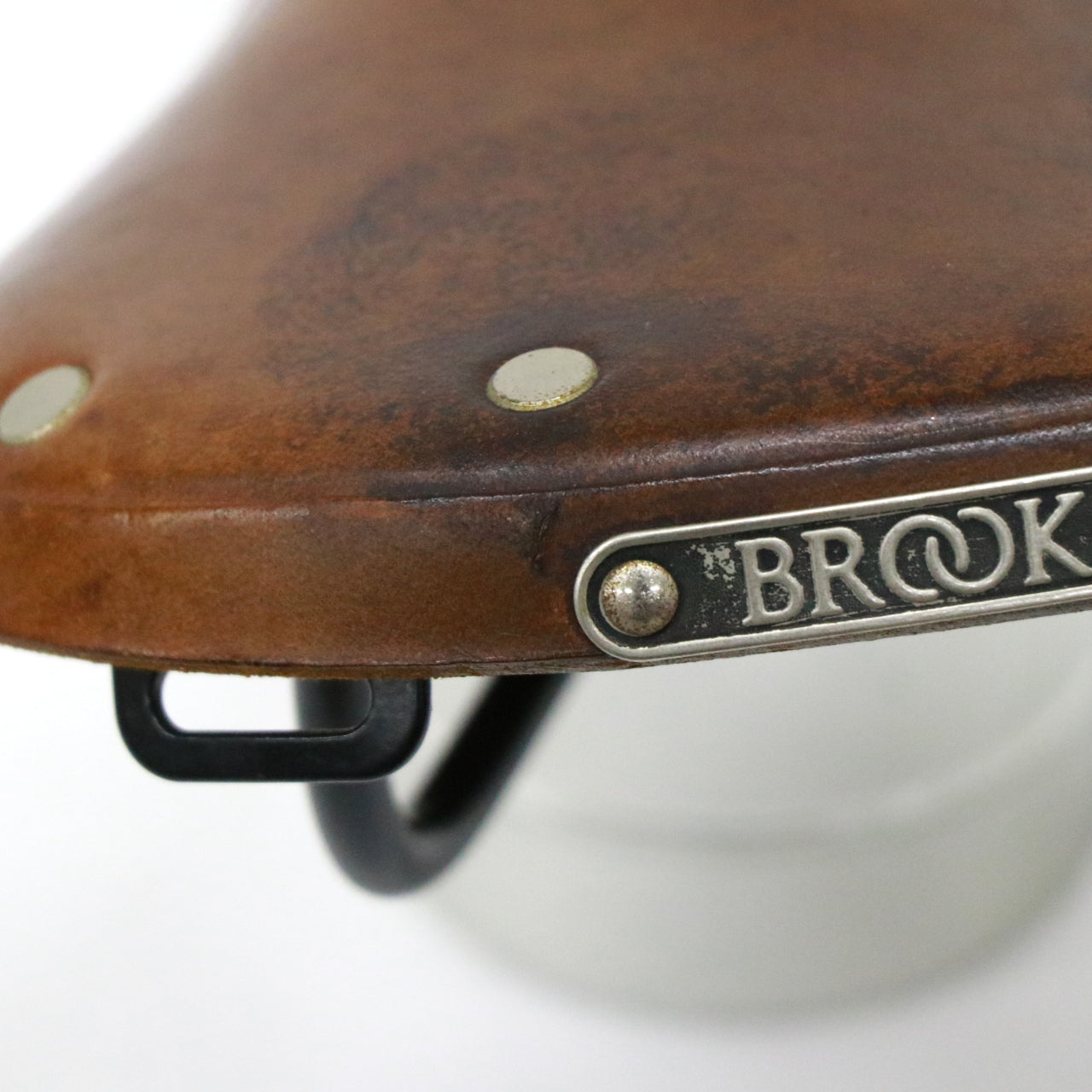 BROOKS B17 STANDARD（中古）｜使い込むほどに身体に馴染む、100年以上