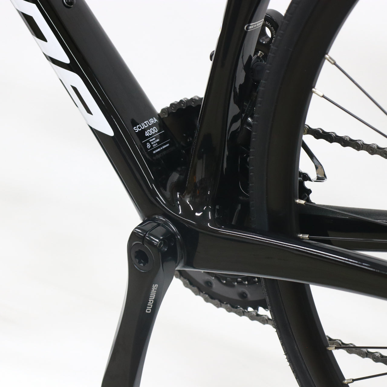 【中古】【2023年モデル】SCULTURA 4000 メリダ カーボンロード 中古 SCULTURA 4000 TEAMレプリカ カラー カーボンロード 初心者 105油圧ディスク ミドルグレード ロードバイク バーレーンヴィクトリアス