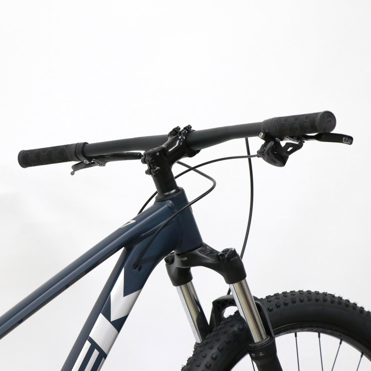 TREK｜【中古】【2022年モデル】Marlin 7 Gen 2 – 京都の自転車屋