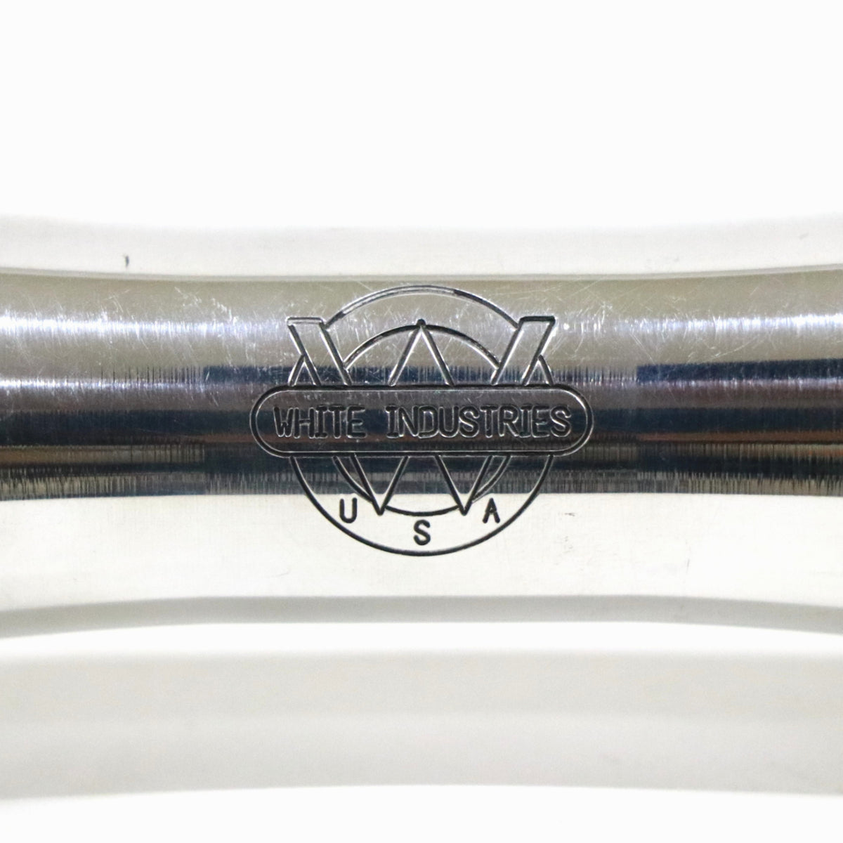【中古】LTA front hub 16h